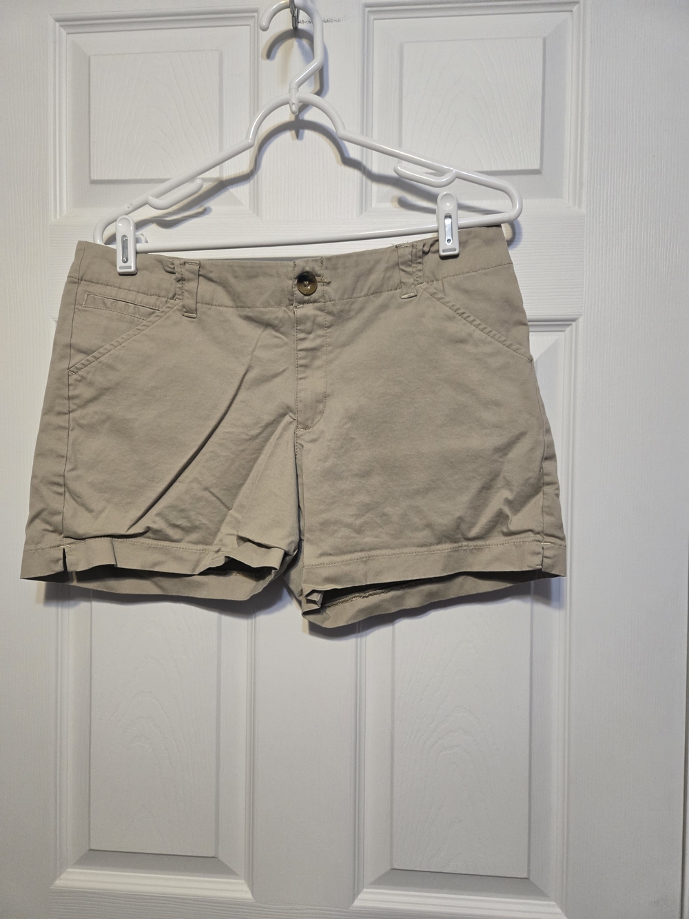 Lee Women's Khaki Roll-Cuff Cotton Shorts